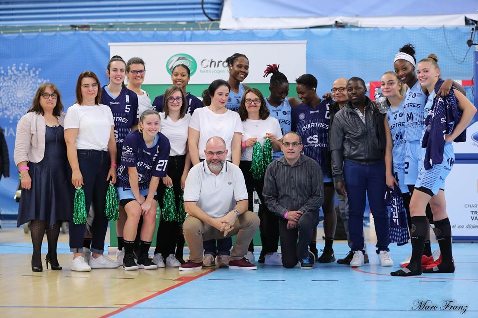 CHROME PARRAINE UN MATCH DU BASKET FEMININ A CHARTRES